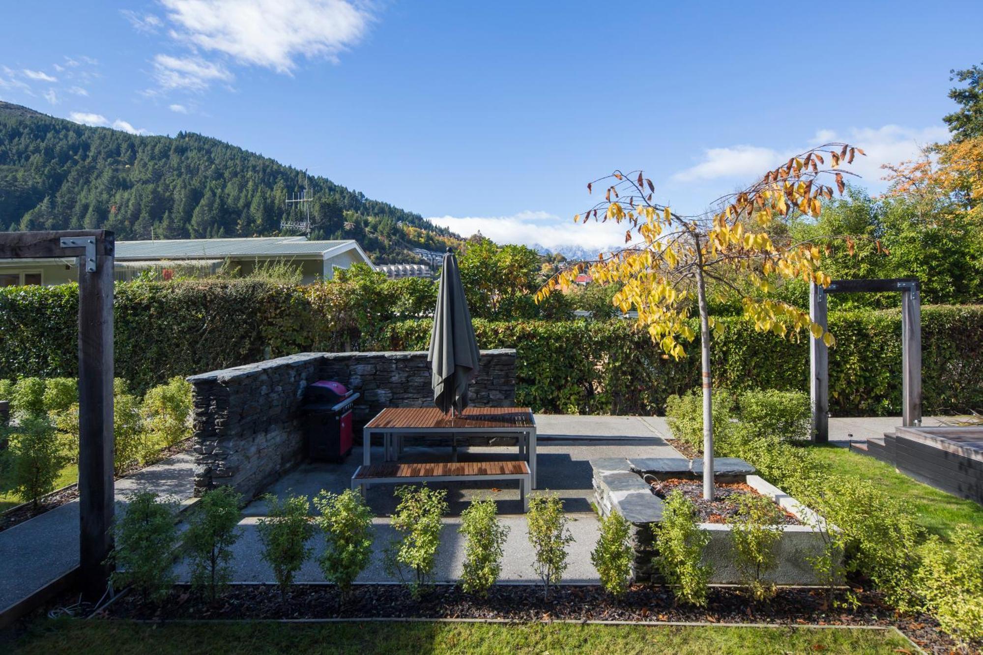 Pinewood Lodge Queenstown Eksteriør billede